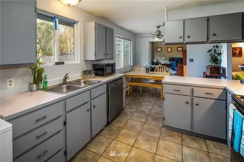 1962 Roeder Ln, Everson, WA 98247 photo 7