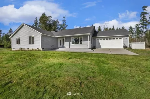 363 E Buckboard Dr, Allyn, WA 98524 photo 4