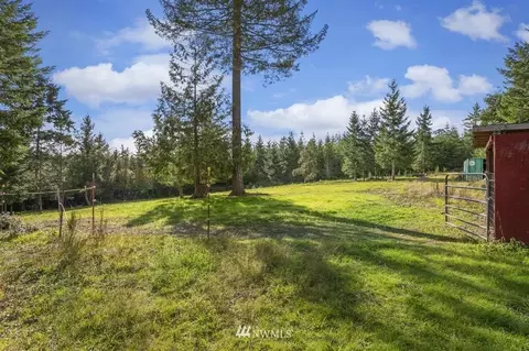 363 E Buckboard Dr, Allyn, WA 98524 photo 24