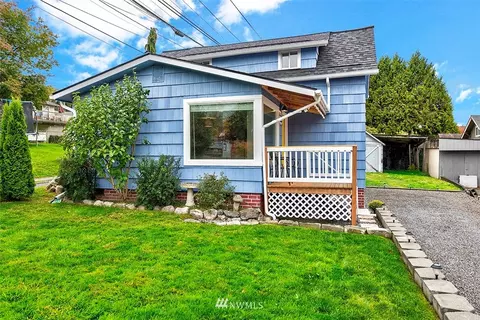2121 45th St SE, Everett, WA 98203 photo 1