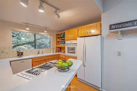 9510 Odin Way, Bothell, WA 98011 photo 10