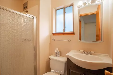 1206 Adele St, Sumner, WA 98390 photo 14