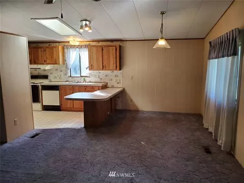 11 E Centerline Rd, Grapeview, WA 98546 photo 6