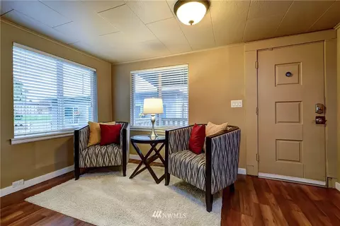 2126 Walnut St, Everett, WA 98201 photo 3
