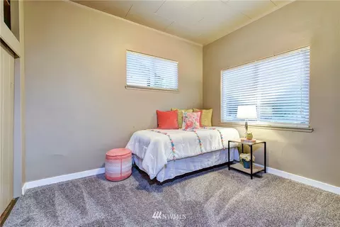 2126 Walnut St, Everett, WA 98201 photo 10
