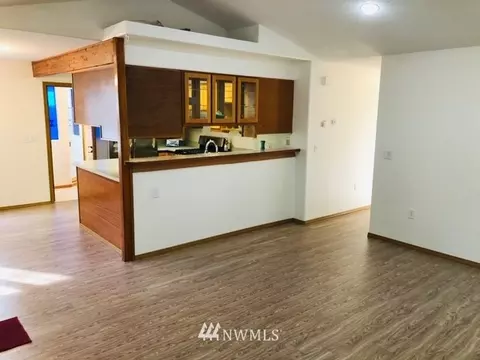 4443 E Grapeview Loop Rd, Allyn, WA 98524 photo 7