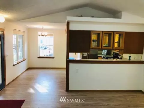 4443 E Grapeview Loop Rd, Allyn, WA 98524 photo 8