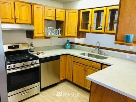 4443 E Grapeview Loop Rd, Allyn, WA 98524 photo 4