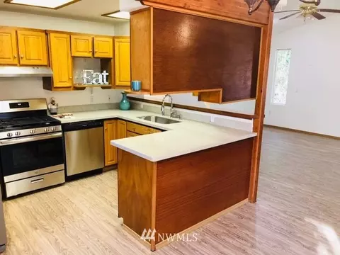 4443 E Grapeview Loop Rd, Allyn, WA 98524 photo 6