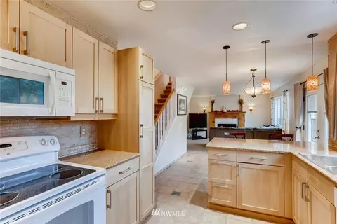 401 Garland Pl, Enumclaw, WA 98022 photo 10