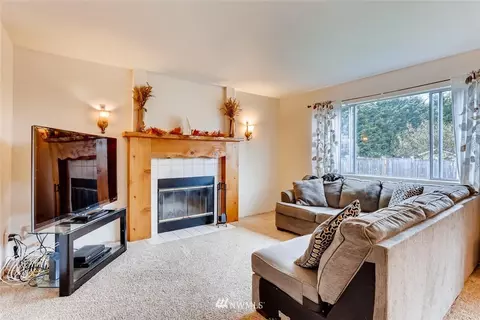 401 Garland Pl, Enumclaw, WA 98022 photo 13