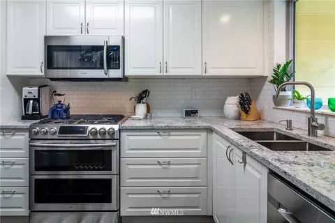 18210 19th Dr SE, Bothell, WA 98012 photo 12