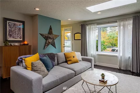 18210 19th Dr SE, Bothell, WA 98012 photo 3