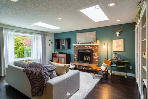 18210 19th Dr SE, Bothell, WA 98012 photo 4