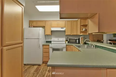 426 213th Pl SW #20A, Bothell, WA 98021 photo 5