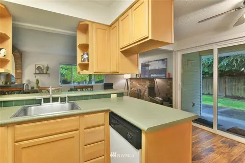 426 213th Pl SW #20A, Bothell, WA 98021 photo 6