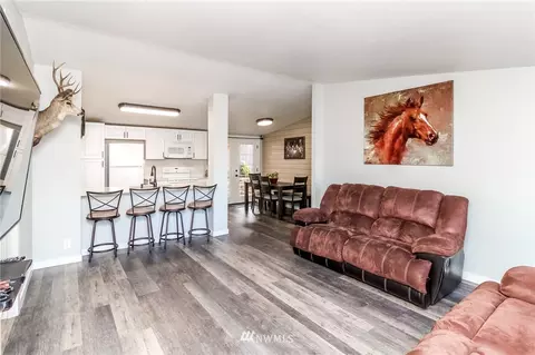 20126 44th Avenue Ct E, Spanaway, WA 98387 photo 5