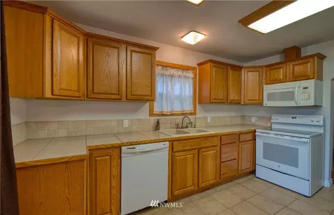 7414 166th Ave E, Sumner, WA 98390 photo 9
