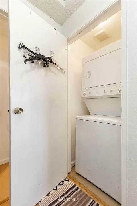 5005 S 3rd Ave, Everett, WA 98203 photo 6