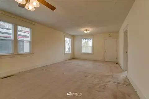 1506 Walnut St, Everett, WA 98201 photo 4