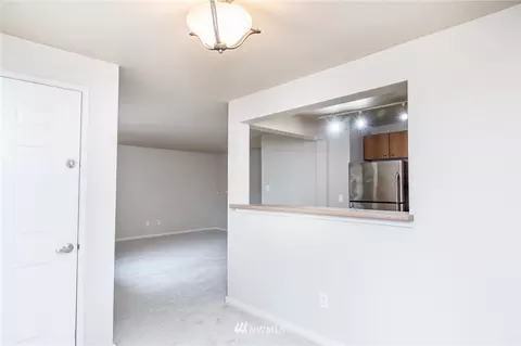12404 E Gibson Rd #L-103, Everett, WA 98204 photo 10