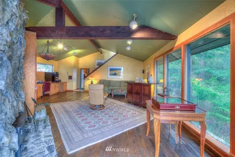 277 Geisers Way, Eastsound, WA 98245 photo 30