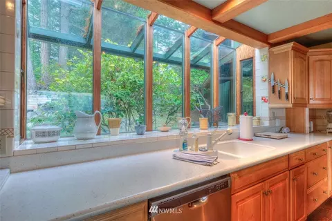 277 Geisers Way, Eastsound, WA 98245 photo 15