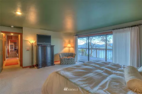 277 Geisers Way, Eastsound, WA 98245 photo 22