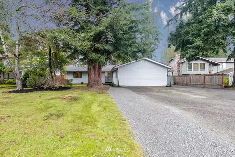 9002 NE 195th St, Bothell, WA 98011 photo 1