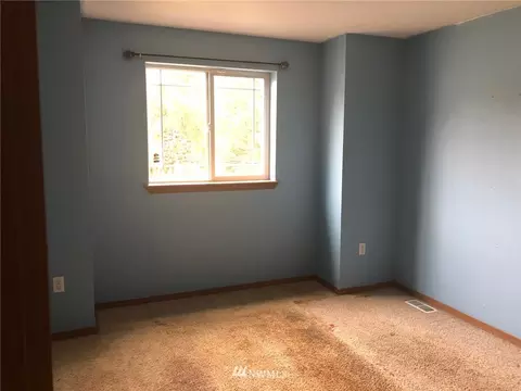 3714 E 255th St, Spanaway, WA 98387 photo 9