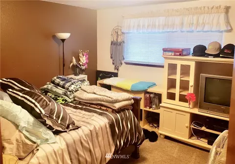 23701 SE 473rd St, Enumclaw, WA 98022 photo 13