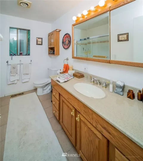331 203rd St SE, Bothell, WA 98012 photo 14