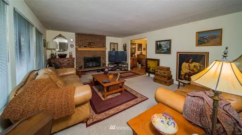 331 203rd St SE, Bothell, WA 98012 photo 5