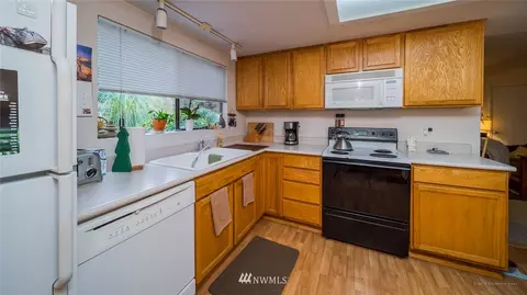 331 203rd St SE, Bothell, WA 98012 photo 7