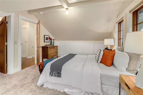 1075 25th Ave E, Seattle, WA 98112 photo 16