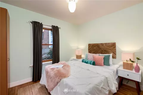 1075 25th Ave E, Seattle, WA 98112 photo 11