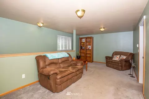 302 Whispering Pine Pl, Sultan, WA 98294 photo 6