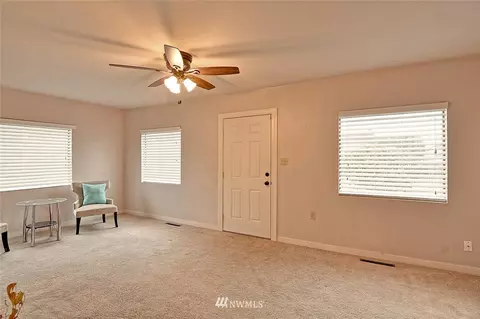 1216 Cascade Dr, Everett, WA 98203 photo 6