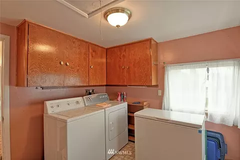 1216 Cascade Dr, Everett, WA 98203 photo 14