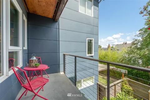 1907 E Pine St, Seattle, WA 98122 photo 18