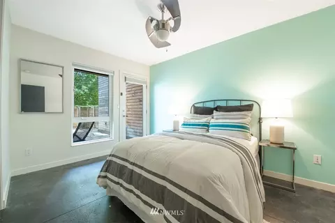 1907 E Pine St, Seattle, WA 98122 photo 19