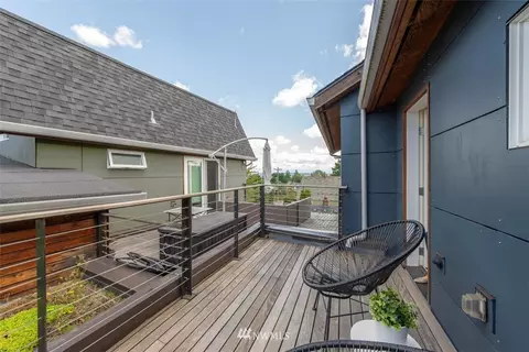 1907 E Pine St, Seattle, WA 98122 photo 17