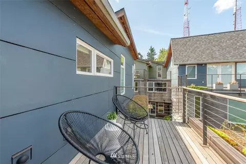 1907 E Pine St, Seattle, WA 98122 photo 16
