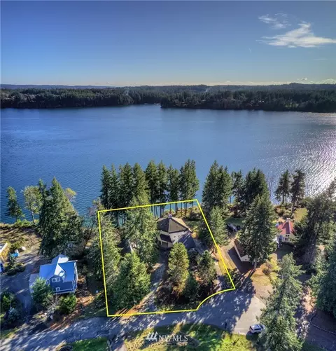 301 E Robbins Rd, Grapeview, WA 98546 photo 1