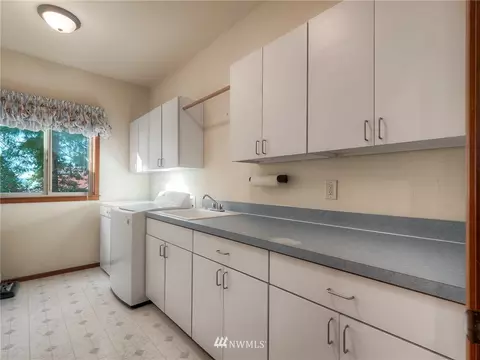 301 E Robbins Rd, Grapeview, WA 98546 photo 12