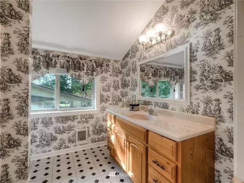 301 E Robbins Rd, Grapeview, WA 98546 photo 27