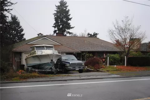 4831 View Dr, Everett, WA 98203 photo 2