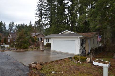 172 Edgewater Dr, Carson, WA 98610 photo 2