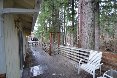 172 Edgewater Dr, Carson, WA 98610 photo 13
