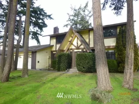 656 NW 3rd Ave, Oak Harbor, WA 98277 photo 1
